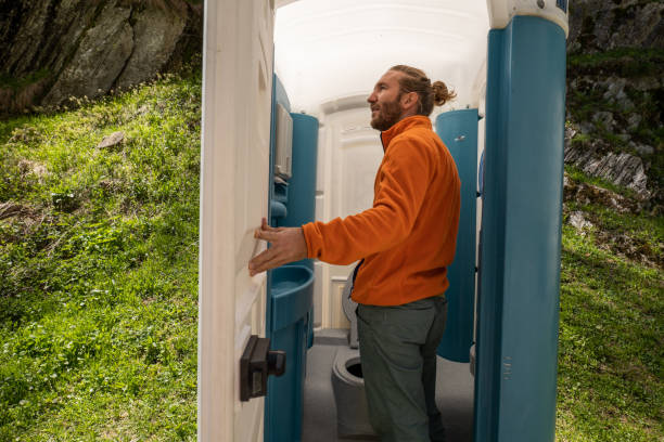 Best Porta potty delivery and setup  in Lenexa, KS