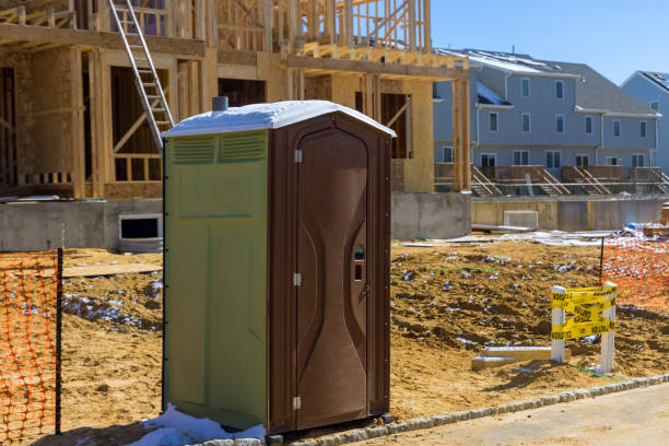 Best Porta potty rental near me  in Lenexa, KS
