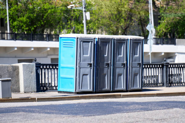 Best Porta potty delivery and setup  in Lenexa, KS